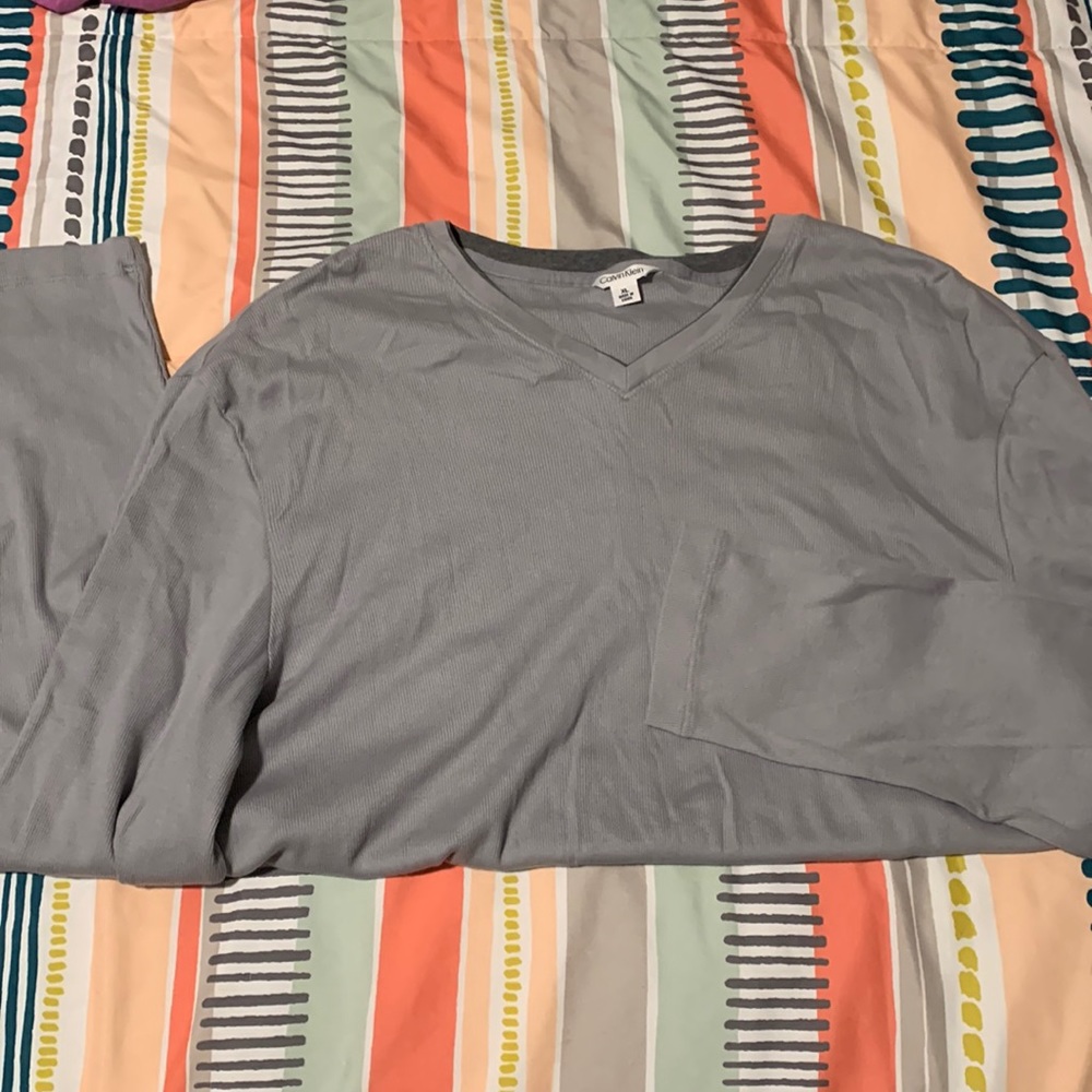 Calvin Klein gray ribbed long sleeve t XL